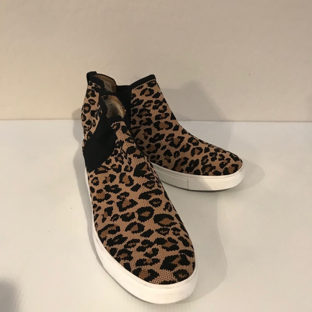 Steven New York Women's Chime Leopard Knit High-Top Fashion Sneakers. - Picture 2 of 7